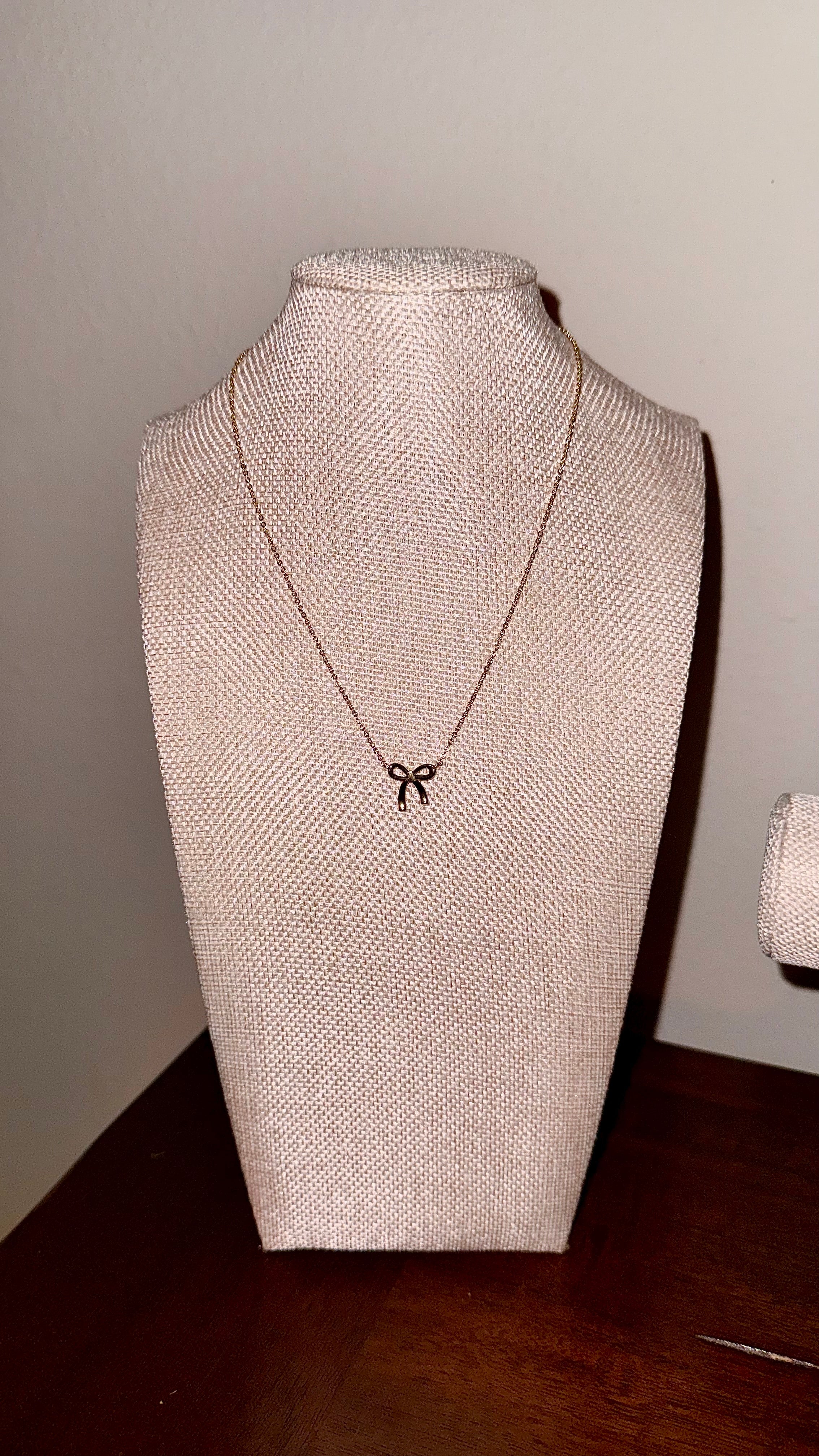 Bow-fect Necklace